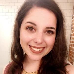 Meet your Posher, Alyssa